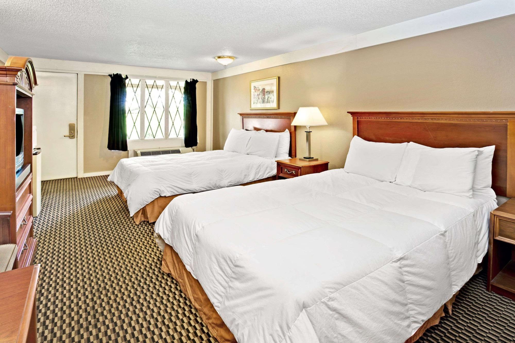 Knights Inn Indianapolis Bagian luar foto