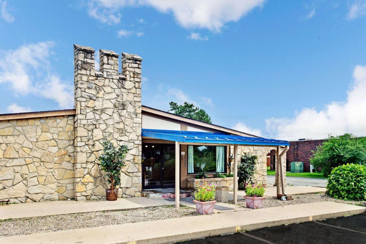 Knights Inn Indianapolis Bagian luar foto