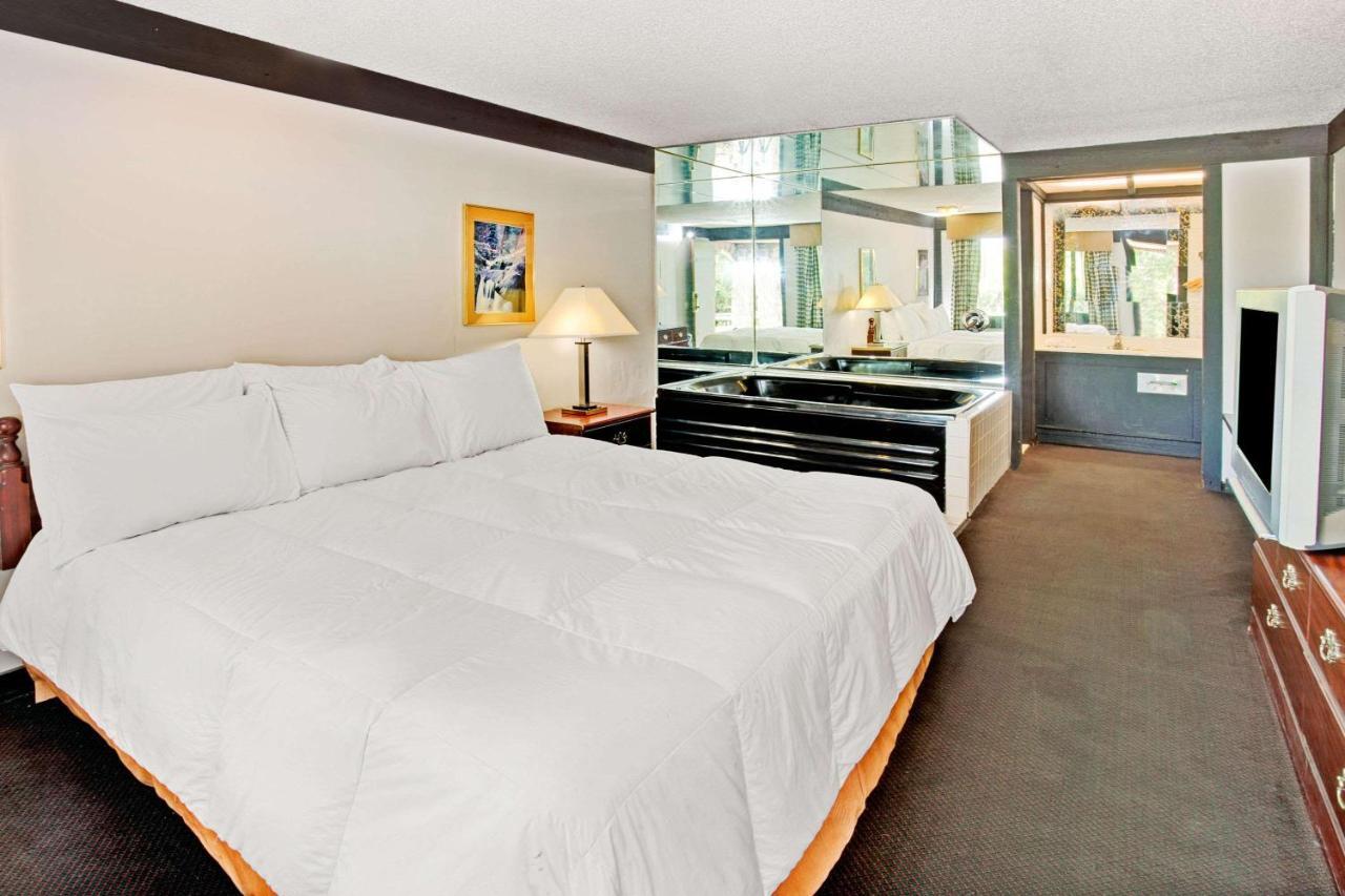 Knights Inn Indianapolis Bagian luar foto